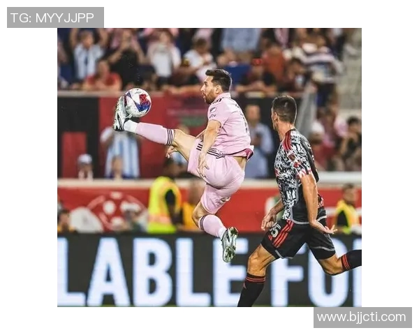 纽约红牛与迈阿密国际激战正酣比分悬念引人关注 纽约红牛与迈阿密国际激战正酣比分悬念引人关注