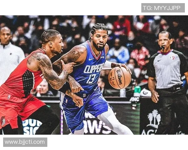 快船与开拓者激战正酣谁能在这场对决中笑到最后 快船与开拓者激战正酣谁能在这场对决中笑到最后