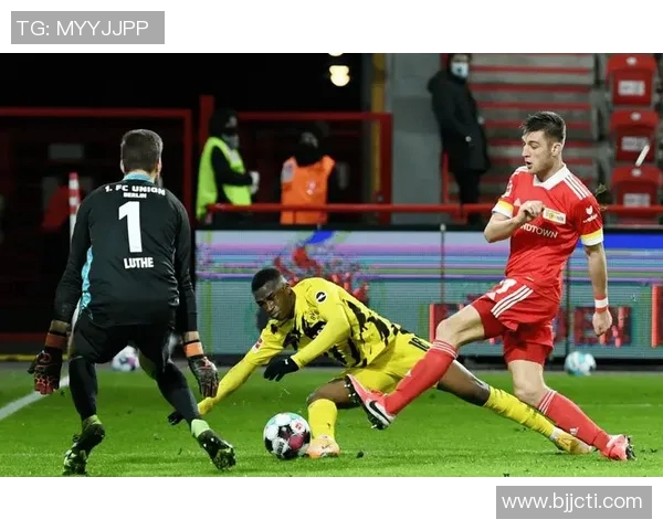 莱比锡红牛队迎战赫根球队力争主场胜利展现强大实力