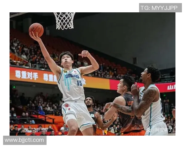 现场看CBA激情四溢感受篮球魅力与热血对抗的完美结合